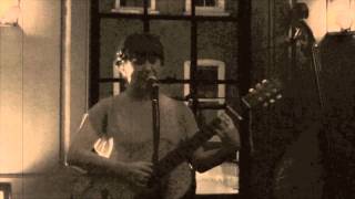 Liz Green - Come Into My Arms - Live Blacks London 2011