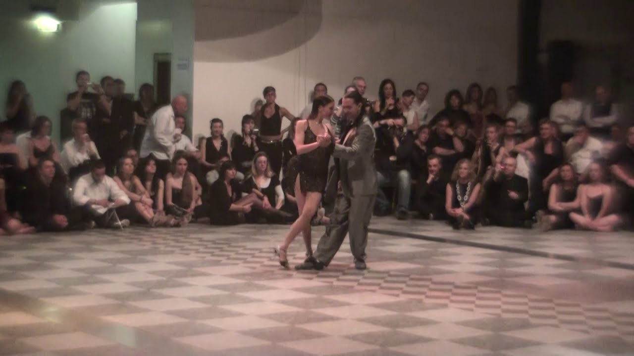 Gustavo Rosas. Tango con Gisela Natoli en Riccione Tango Festival.Mayo 2011.Itallia.