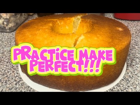 Kentucky Butter Pound Cake!!!! It CRACKED!!!! 😭 #thanksgivingrecipe #poundcakerecipe #dessert 