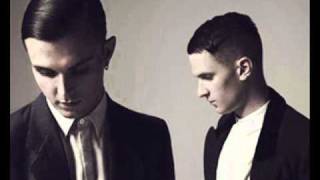 Hurts - Unspoken + lyrics