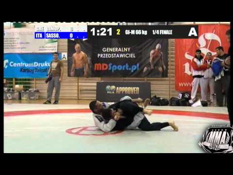 David Δημόπουλος Vs M. Sasso De Oliveira (ITA) - Gi - Fila World 2012