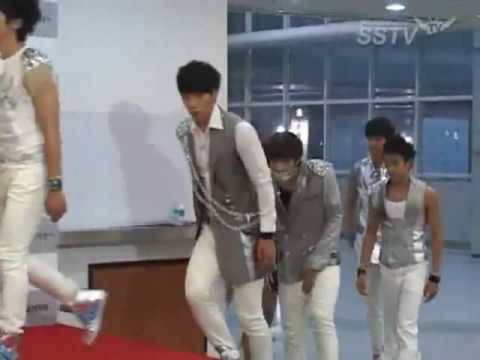 2PM Short Interview @Incheon Korean Music Wave (Sept. 5,2009)