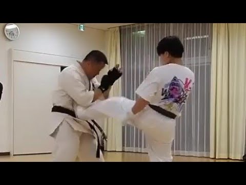 【TAKUMA】ストッピングの前蹴り～中段廻し蹴り！@道を伝え人を育む空手道場