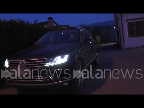 Tiziano Renzi to the journalist: "Get out of the b***h"