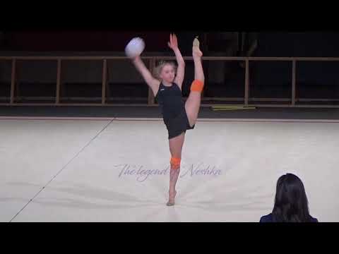 Hélène KARBANOV (FRA) ball (2) - 2023 Grand Prix Thiais trainings