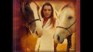 Gretchen Wilson Wasting Whiskey (exclusive track)