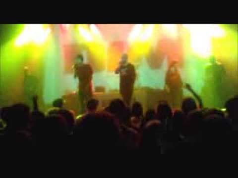 Dealema c/ Marta Ren - Às de Espadas (ao vivo no Hard Club)