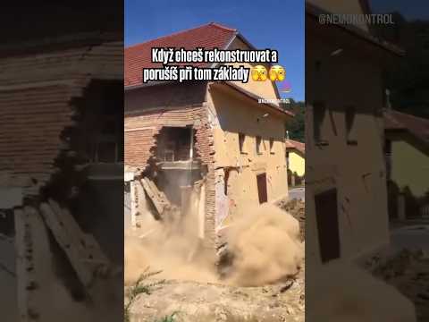 ⚠️Rekonstrukce kulturního domu bohužel dopadla narušením statiky a zřícením části budovy 🫣