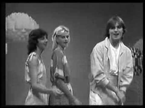 Noche Blanca En Múnich - Miguel Bosé