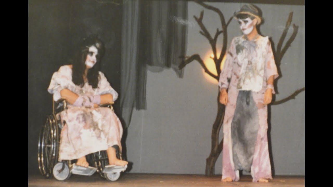 Esperando Godot bloco 1  Festival de Teatro Getúlio Vargas Narrativas Compartilhadas 0226