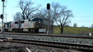 preview picture of video 'KCS 3966 leading the (Tidewater turn) in Greenville, Tx. ©'