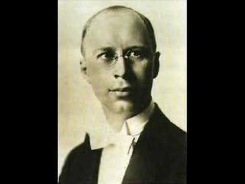 Prokofiev plays Rachmaninoff Prelude op. 23 No 5  (1919)