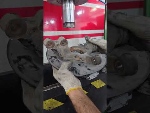 Toyota corolla front wheel bearing replacement complete guide #automotive