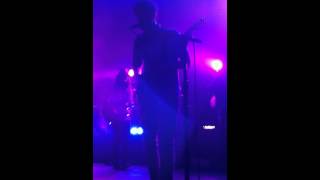 Young the Giant - Camera (with new Barnett guitar!)