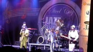 Morris Day And The Time - &quot;Fishnet&quot; (LIVE)
