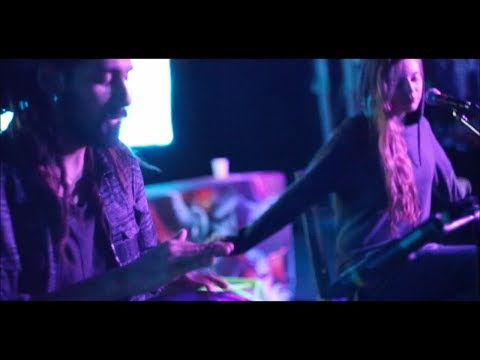 Arthur Ahmedeev  & Lera Banina - Сойти с ума (Live at Samskara Show 24.12.2017)