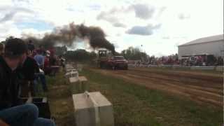 preview picture of video 'Tomac's Duramax Diesel Truck Pulling in Kent City, MI 9-8-12'