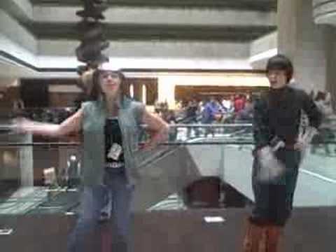 Anime Central 2008 - Hare Hare Yukai dance