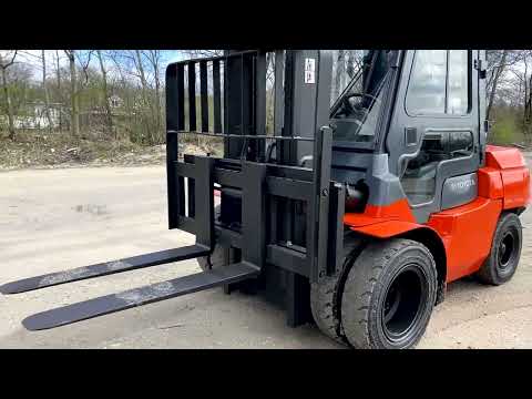 TOYOTA 7FGU35 For Sale