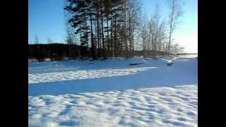 preview picture of video 'Saimaan jäällä maaliskuussa, talvi 2012'