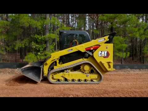 Cat® Compact Track Loader D3 Series | Track Maintenance and Adjustment