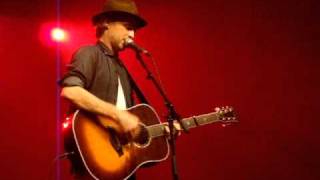 Fran Healy - Sing Me To Sleep (live with intro, acoustic) - Ancienne Belgique, Brussels,14 Feb 2011