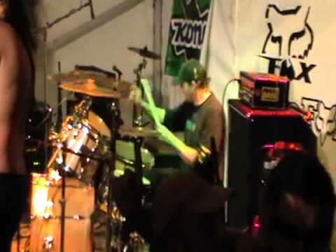 Dead Set Against - Same Old Song live