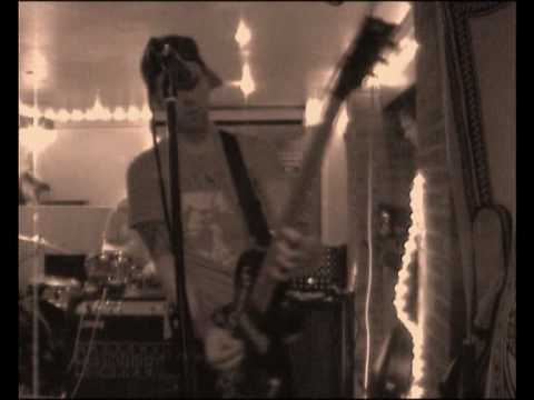 The Infested - Memories (Live).wmv