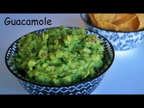 How to make fresh homemade guacamole | BEST EVER GUACAMOLE