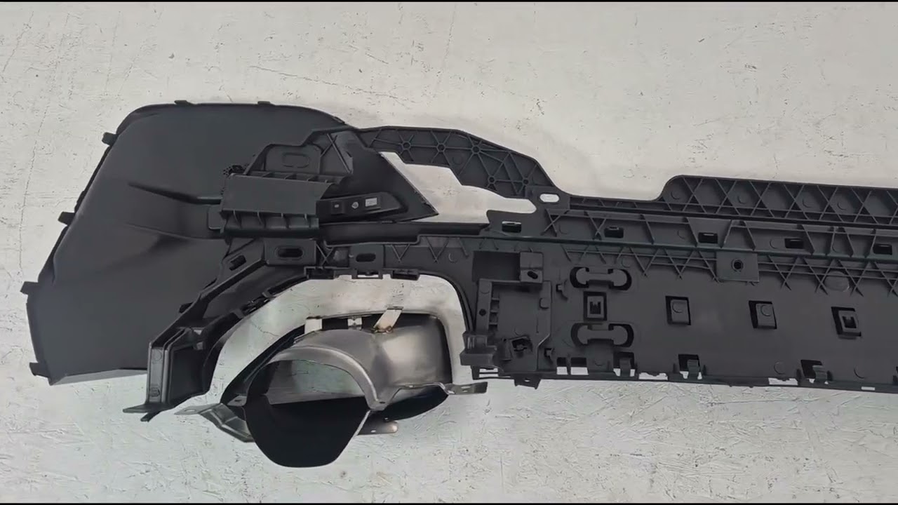 BMW řada 4 G22/23/26 2020– Difuzor zadního nárazníku s koncovkami (pro G26 M-Sport) Video 1