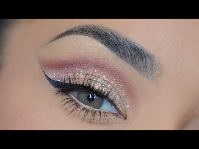 Vídeo relacionado con LOPHE Sombra de Ojos Monocromática, 1,5g Sombra de Ojos Profesional en Polvo, Larga Duración, Sombras Ojos con Brillo, Alta Pigmentación, Doble Capa, Incluye Espejo y Aplicador (Gris)