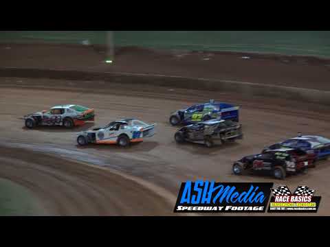 AMCA Nationals: Peter Markulin Crash - Archerfield Speedway