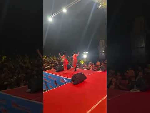 Duo Miring With New Pallapa | Midua Cinta | Live Lapangan Lebaksono Pungging Mojokerto 1 Okt 2022