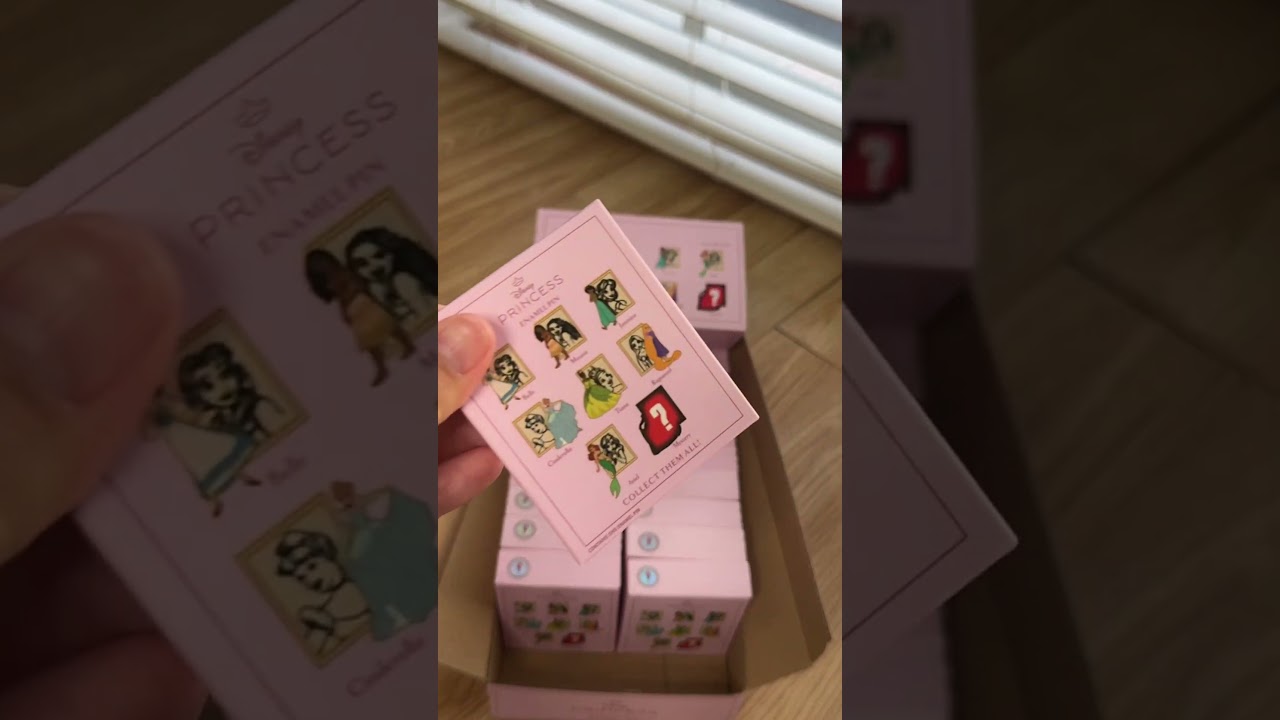 Opening Pink A La Mode Disney Princess Record Mystery Pins!