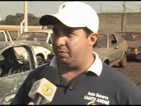 STZ Noticias - Incêndio/Carros