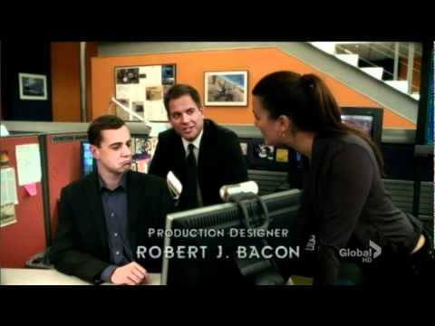 Opening Squadroom Scene - NCIS "9x13 A Desperate Man"