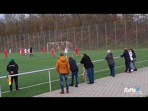 Traumhafter Schlenzer ins lange Eck von Tiffany Schiewe für den VfL Herrenberg! 🤩