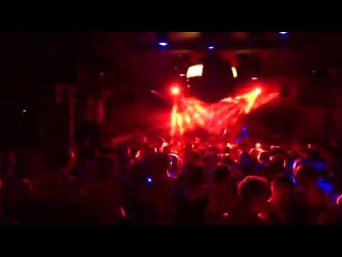 UNDER T-Party Paris 2013