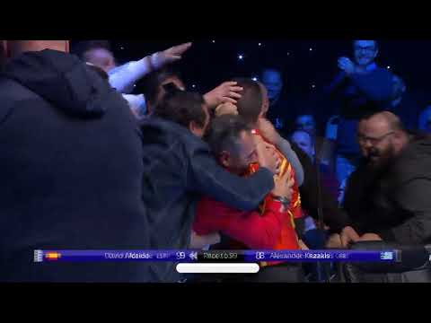 David Alcaide AMAZING bank shot to win World Pool Masters