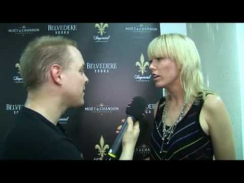 CLUB!CAST TV: Sarah Main