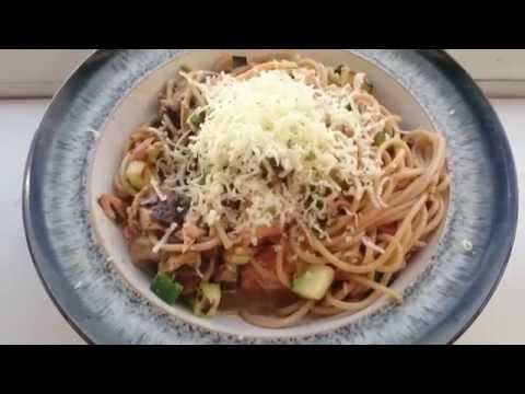 Unofficial Slimming World Syn Free Salmon Carbonara Recipe // Tastefully Vikkie