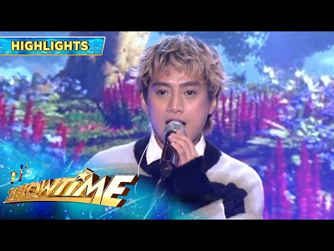 WATCH: Bryan Chong performs EREPLANO on It’s Showtime stage! | It’s Showtime