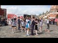 Выпускники танцуют на Красной площади! 