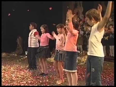 06. Дона Петрова - Те молам мила [2007]