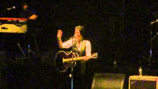 Sharleen Spiteri (from Texas) on writing Dry your eyes - Live in Paris