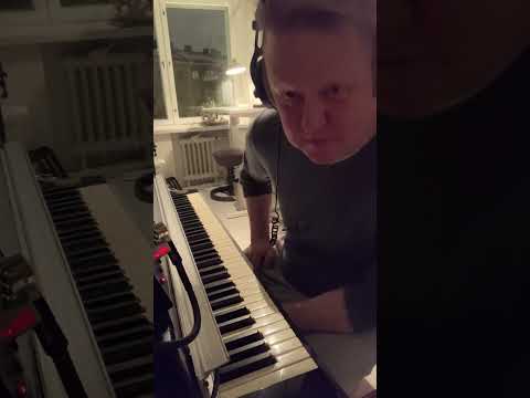 Weekly Jazz noodle 1. -  "Traveller's Defence", composed by Lars Danielsson