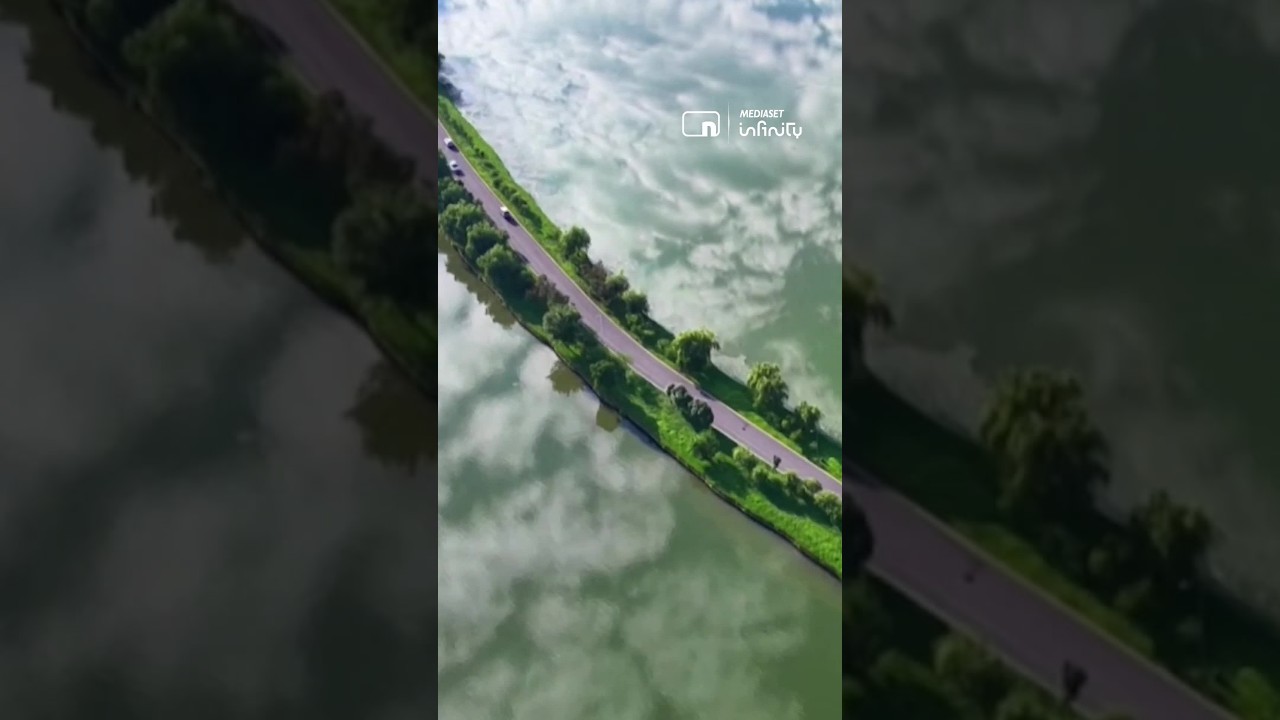 Una carretera en China ofrece un espectacular paseo entre el agua y el cielo