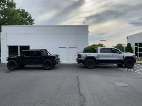 TRX vs Hummer H1 Tug of war