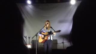 lucy rose - find myself (live in Hanoi)