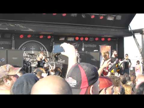 Memphis May Fire - No Ordinary Love (Carolina Rebellion 2014) HD